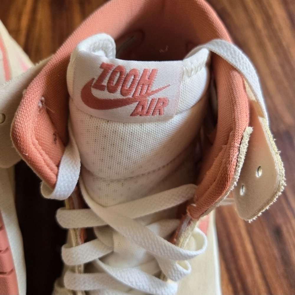 Nike Air Jordan 1 High Men 9.5 Zoom CMFT 2 Burnt Sunrise Tan 092025 - Picture 5 of 9